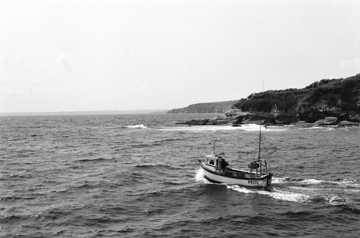 Minolta X-7A Sample Photos – Ilford XP2 Film in a Cornish Coastal Town