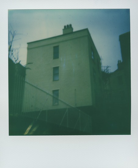 8 Polaroid cameras - 1 film | Polaroid_4a.jpg