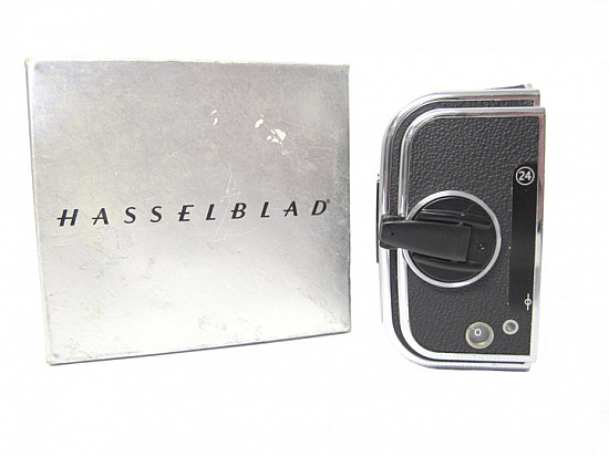 Hasselblad A24 film back, UR3512473