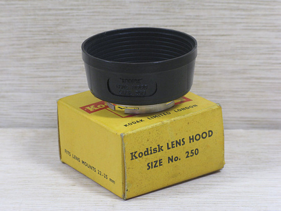 Kodisk lens hood size No 250, 6727